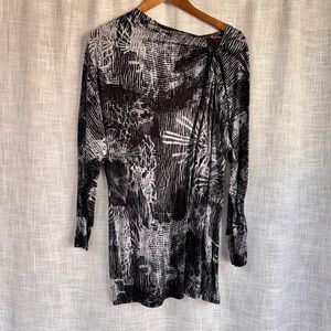 Elena Miro Long Sleeve Drapey Dolman Black White Abstract Tunic Top